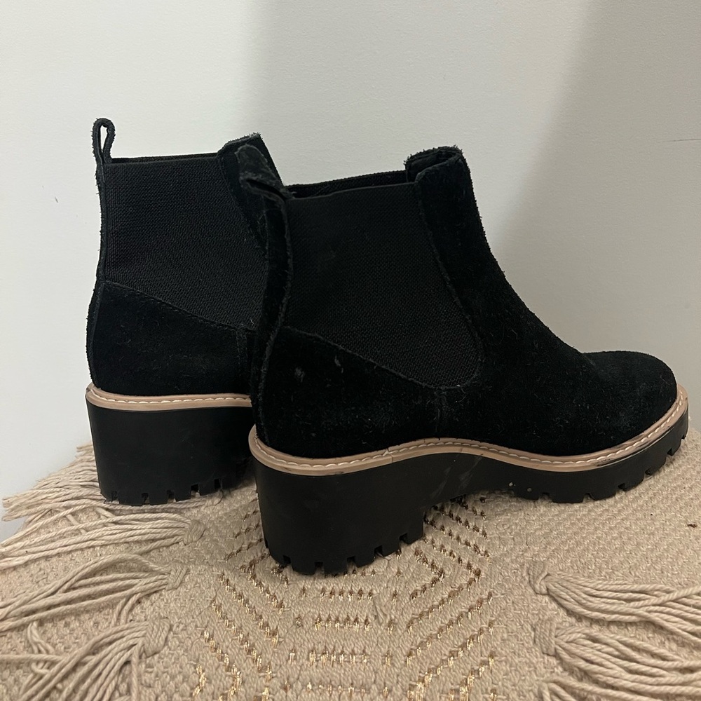 Dolce Vita HELEN Wedge Chelsea Boots – Black | Size 6 | Chunky Lug Sole - Picture 3 of 8